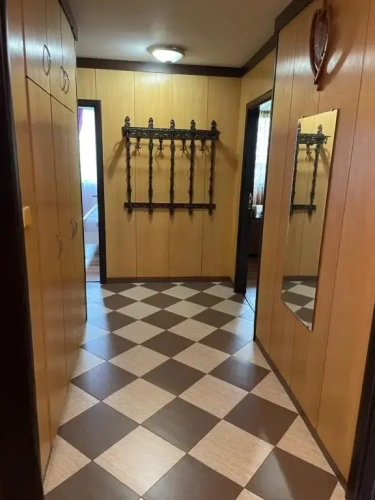 3 Bedrooms Apartment
