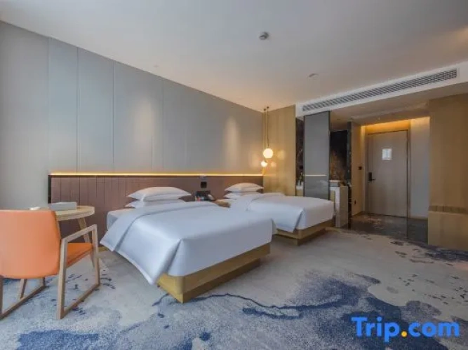 Premier Twin room