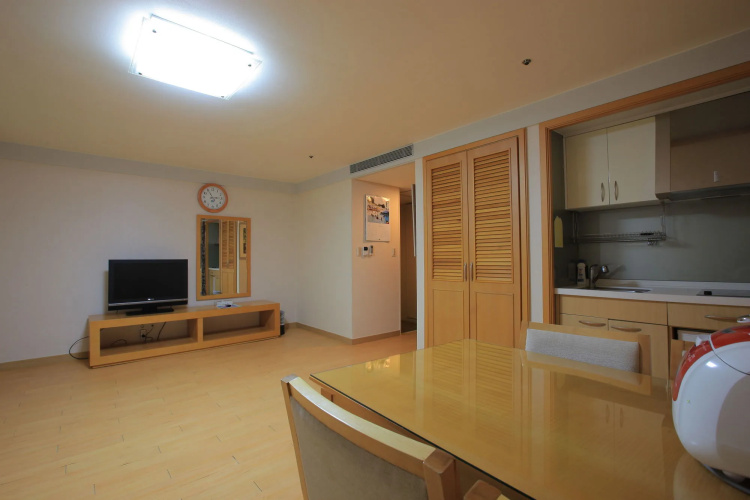 Mona Yongpyong Tower Condominium