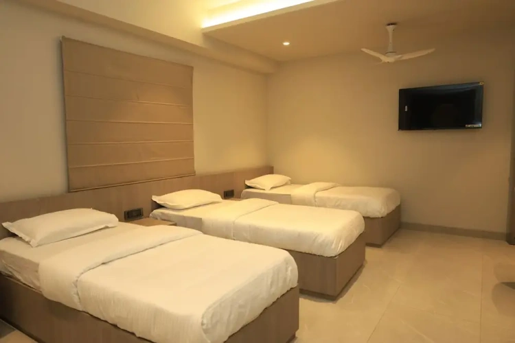 Comfort Triple room