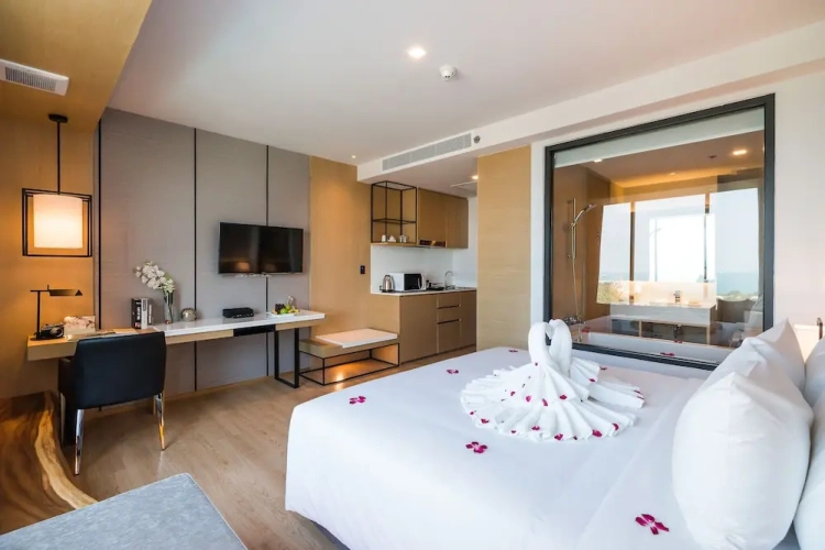 1 Bedroom Deluxe room with ocean view