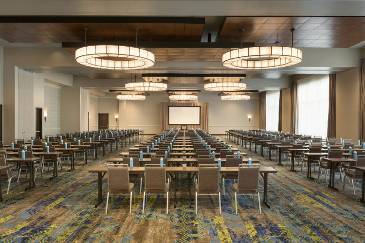 Embassy Suites by Hilton Denton Convention Center photo 16