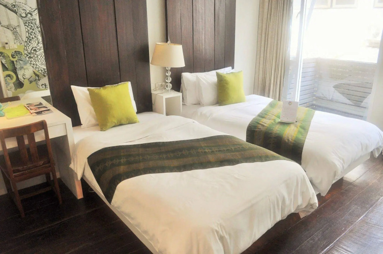 Seven Hotel