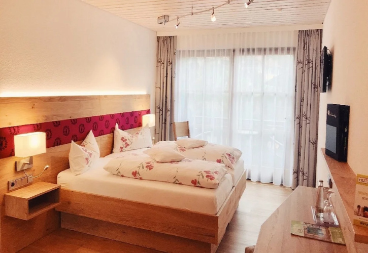 Hotel Am Wiesenhang - Garni