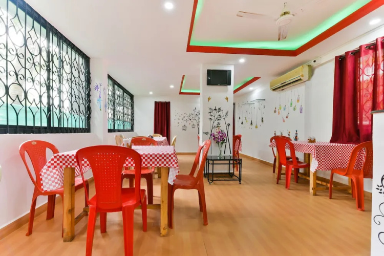 Route 77 by OYO Rooms