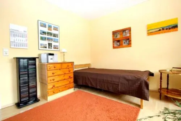 2 Private Single Rooms (5099)
