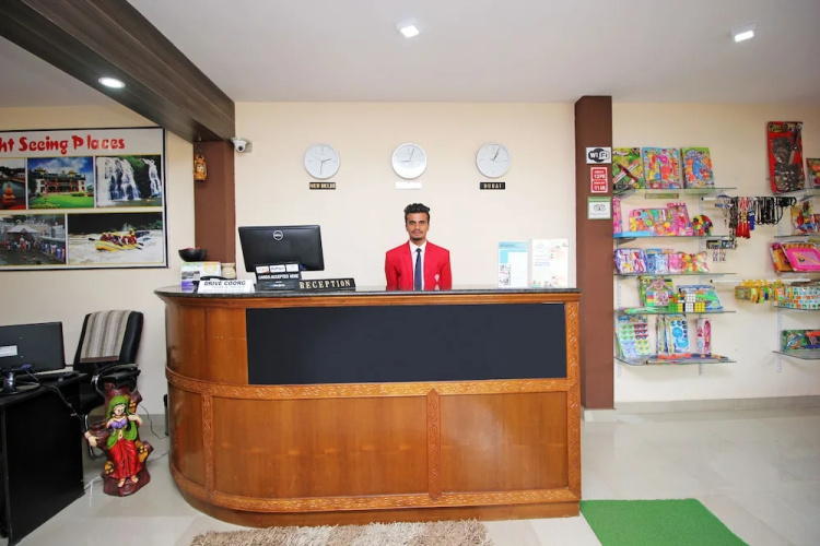 OYO 8499 City Comforts Inn