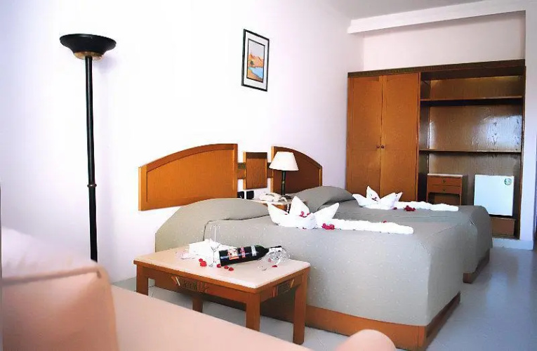 Karma Hotel
