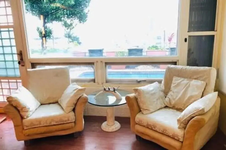 Dot King Villa
