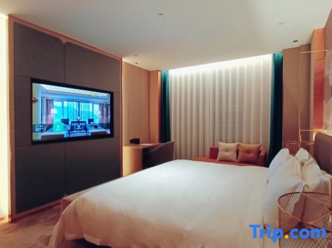Deluxe Double Suite