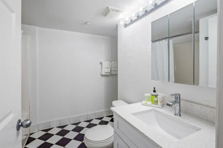 Salt Cay Suite 410