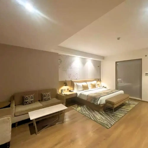Grand room