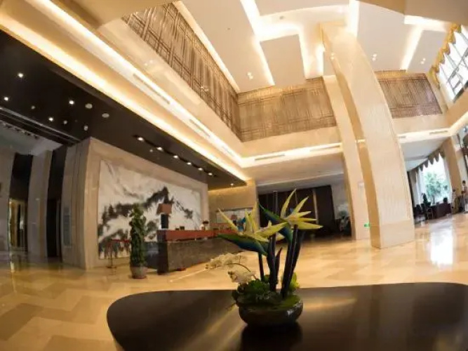 New World Hotel