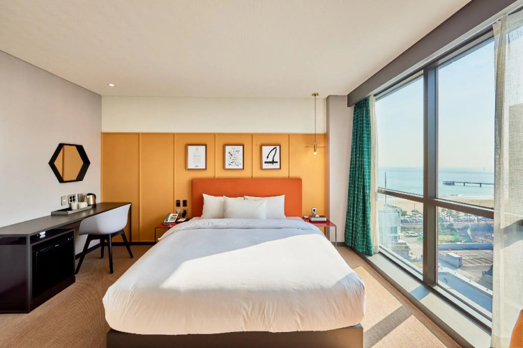 Brown Dot Hotel Songjeong