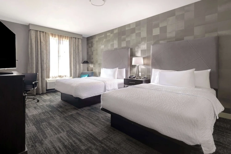 Quadruple Suite