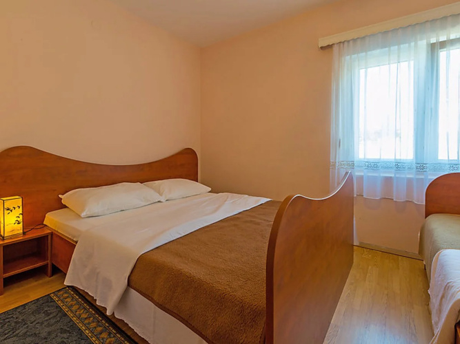 Apartment Delfin Karlobag 24994