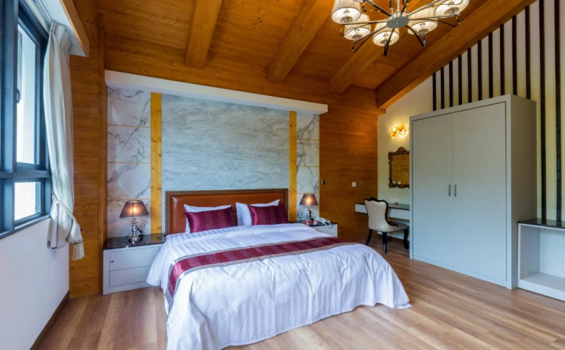Huaman hot villa