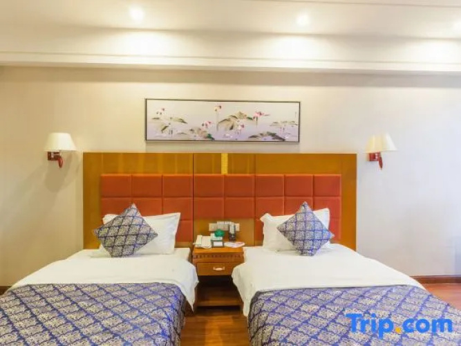 Liyade Hotel