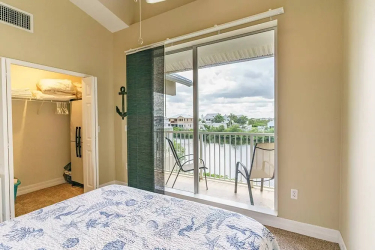 577 Little Harbor