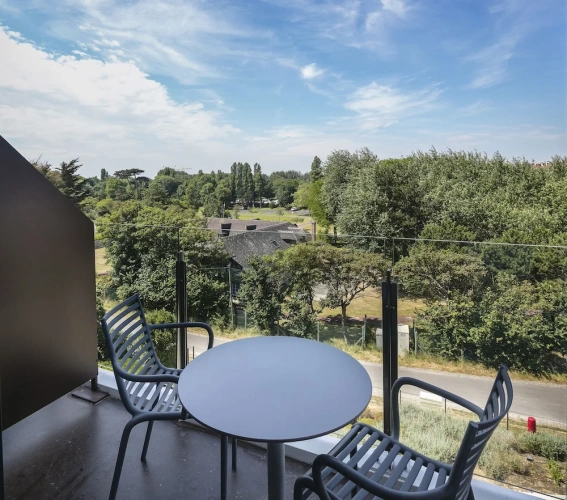 Classic room with garden view
