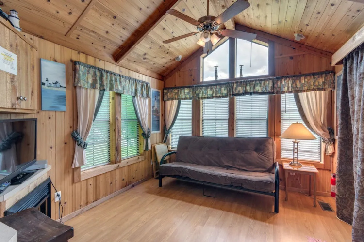 Lake Conroe RV & Camping Resort