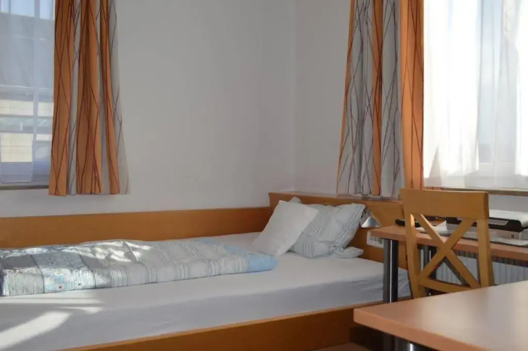 City Hotel