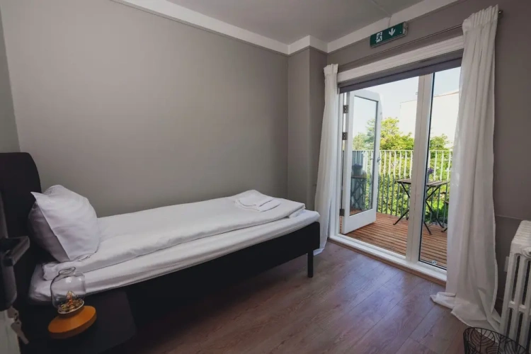 Standard Single room with balcony
