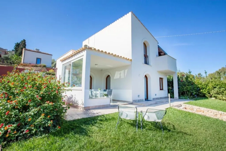 Duplex Villa with garden view