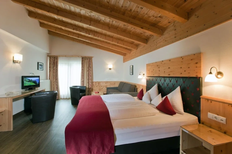 Grand Double room