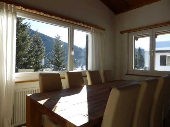3 Bedrooms Cottage