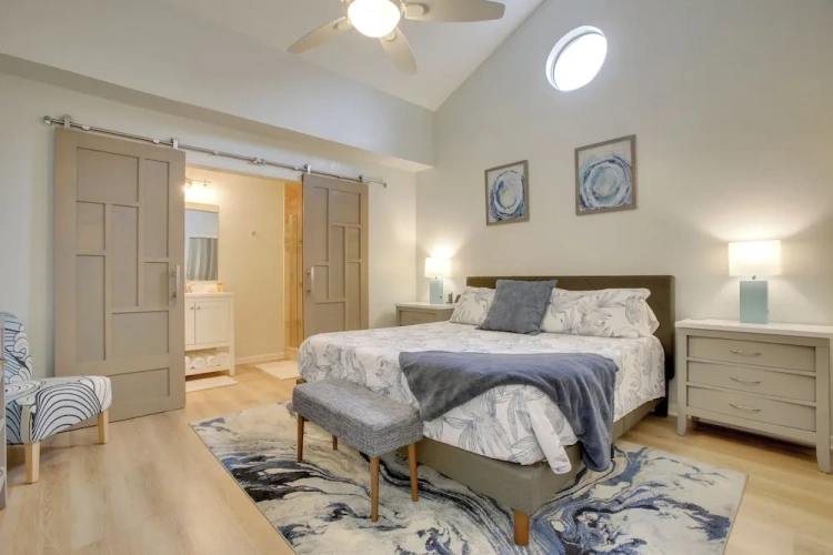 4 Bedrooms Cottage