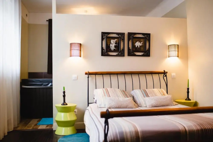 Bed & Breakfast Crosne Plazza & Spa