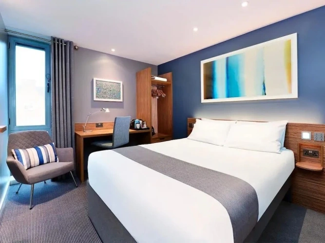 Super Double room
