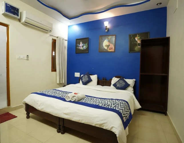 Gaji Hotel
