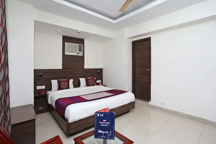 OYO Flagship 11406 Indira Nagar