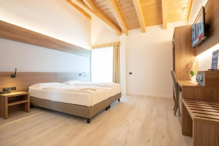 Deluxe Double Suite