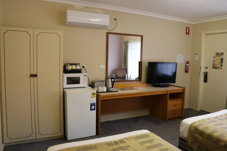 Sleepwell Motel