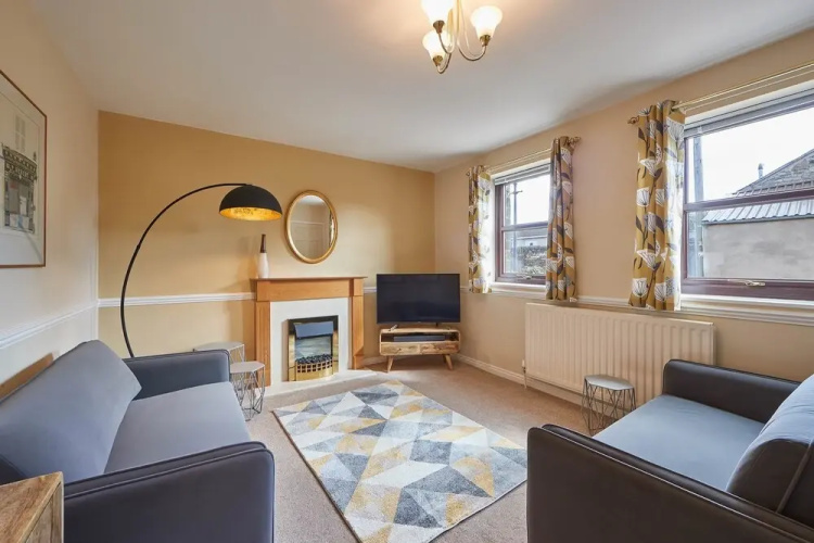 Wood Street Cottage