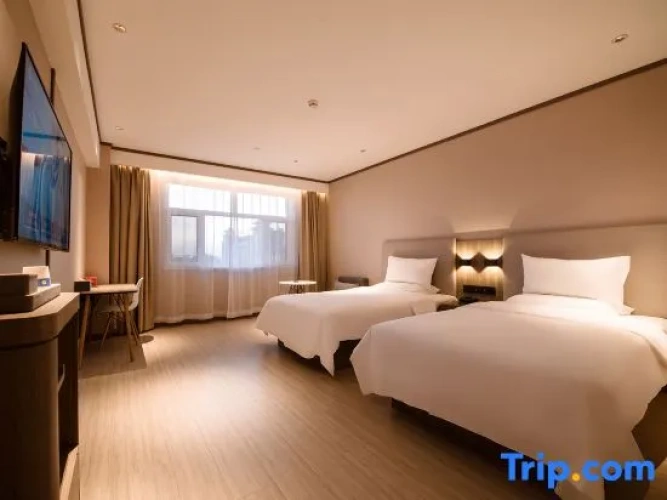Standard Double room with view