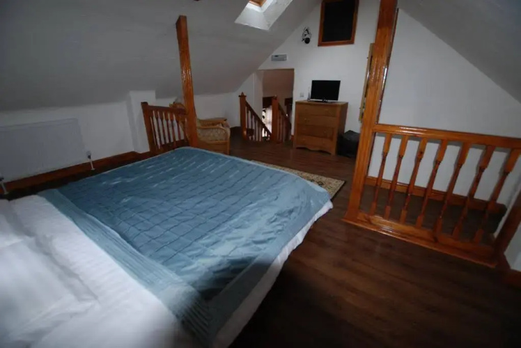 Home Farm & Lodge