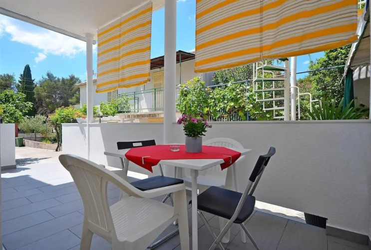 Apartment Ines