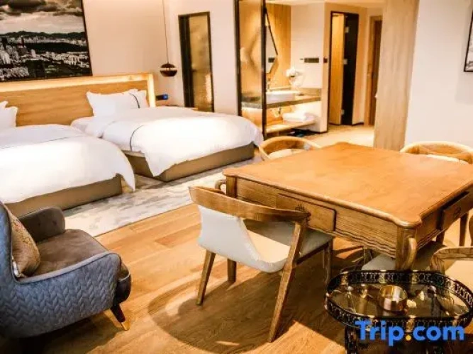 Premier Sextuple room