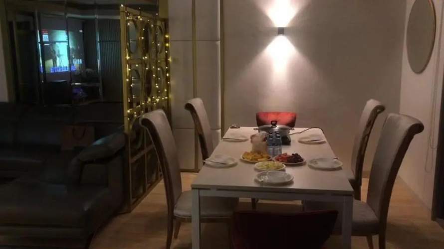 Ruby 5-Star Loft Private Hotel