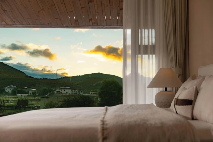Economy Double room with courtyard view