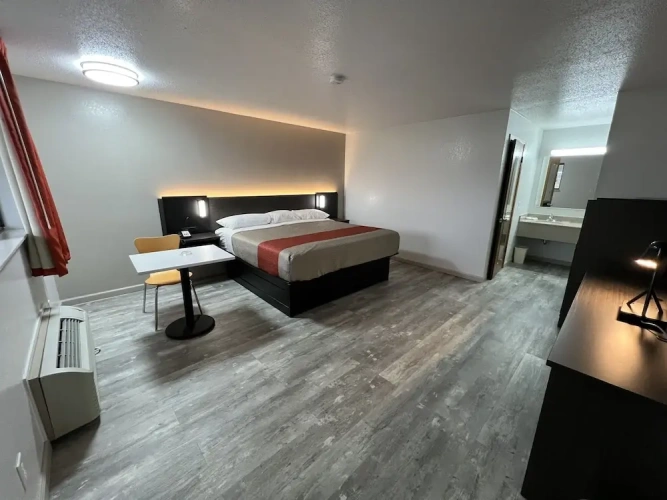 Deluxe Double Suite