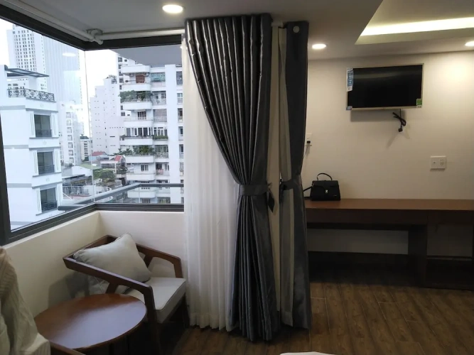 Deluxe Triple room with balcony and with city view