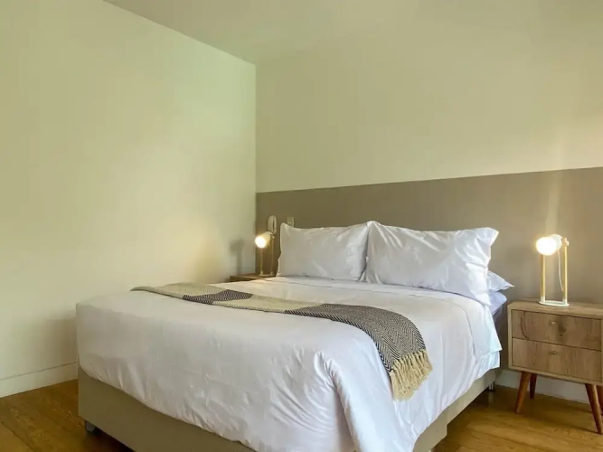 w Bright 2BR Duplex With Balcony in Barranco