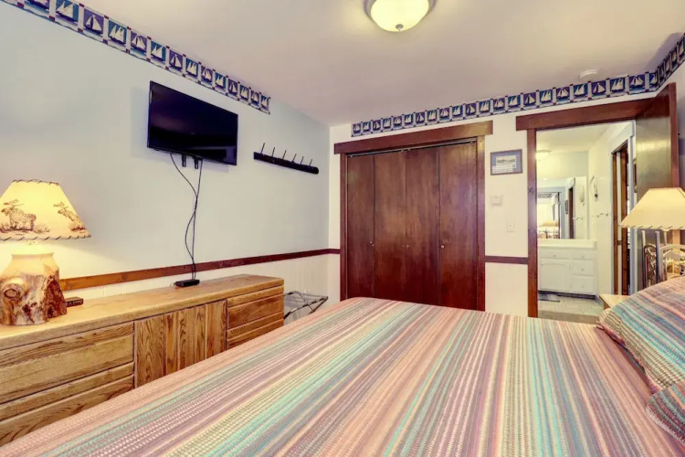 A106 Lake Cliffe 2 Bedroom Condo