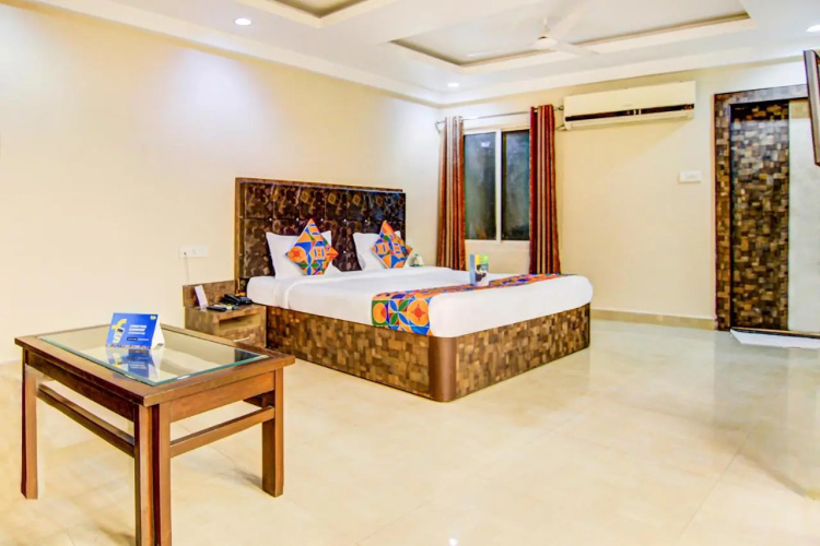Fabhotel Ct Palace
