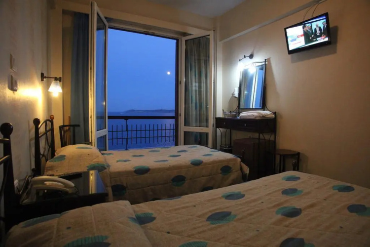 Nisaki Hotel